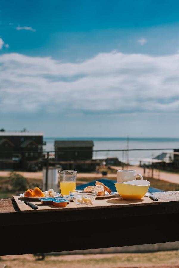 Mar De Fondo Hostel Punta Del Diablo Exteriör bild